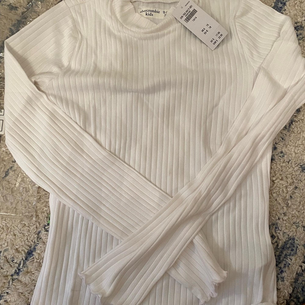 Abercrombie Cute White sweater, With tags